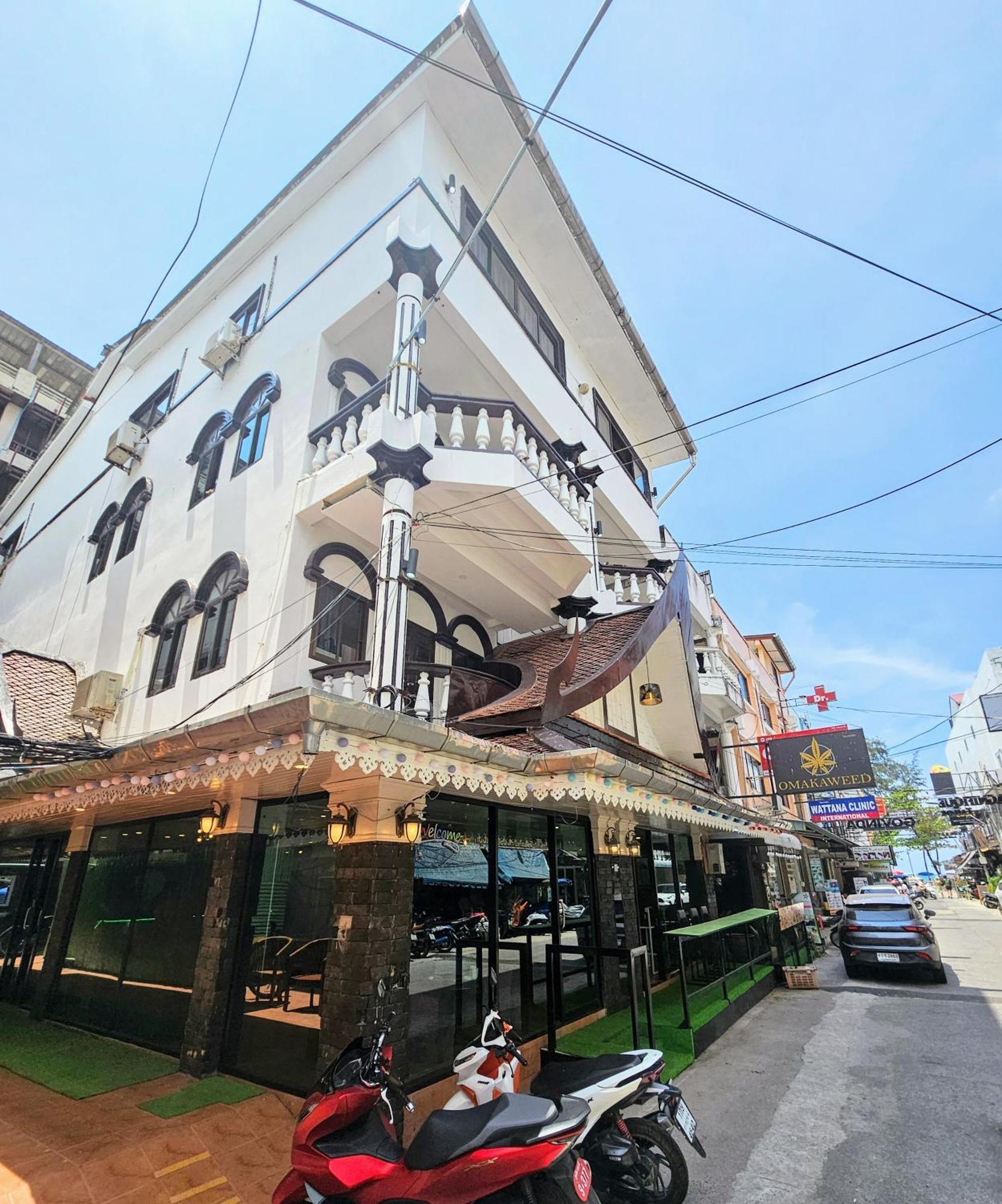 Patong Rockshore 2* Patong